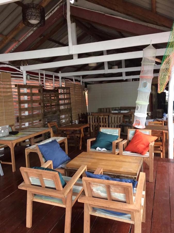 Sincere Hostel Bar And Bistro Ko Lanta Exterior foto